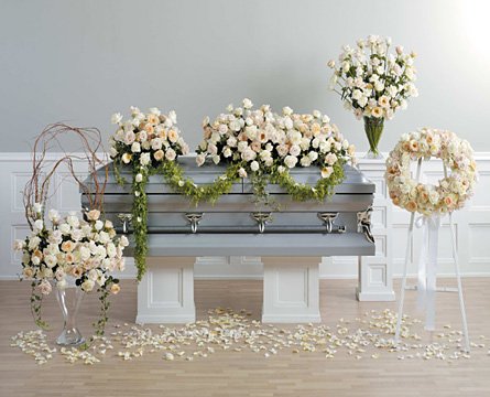 Memory Suite Casket Spray Wreath and Arrangements – Ottawa Flowers