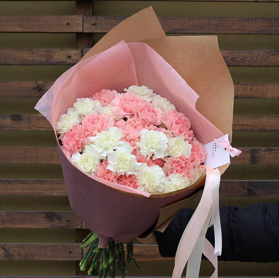 30 Carnations