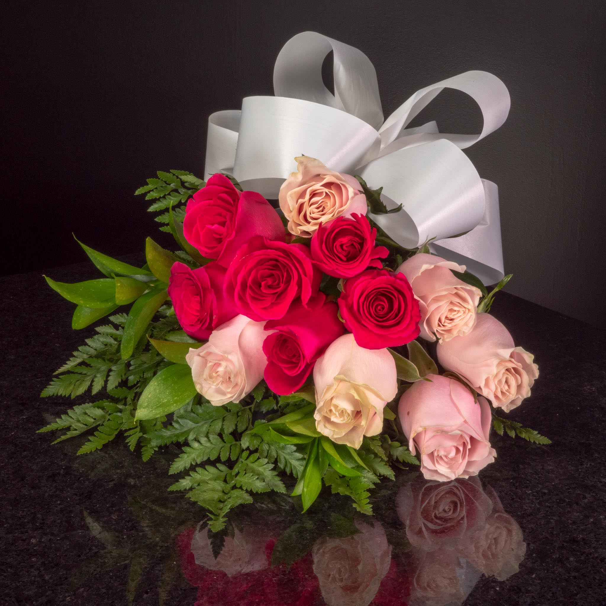 Blush Pink & Hot Pink Roses – Ottawa Flowers Inc.