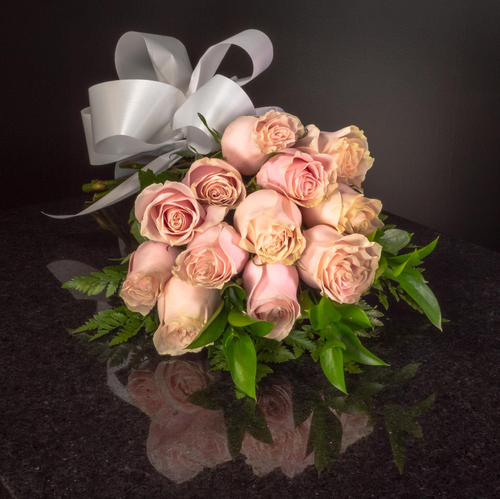 Blush Pink Roses – Ottawa Flowers Inc.