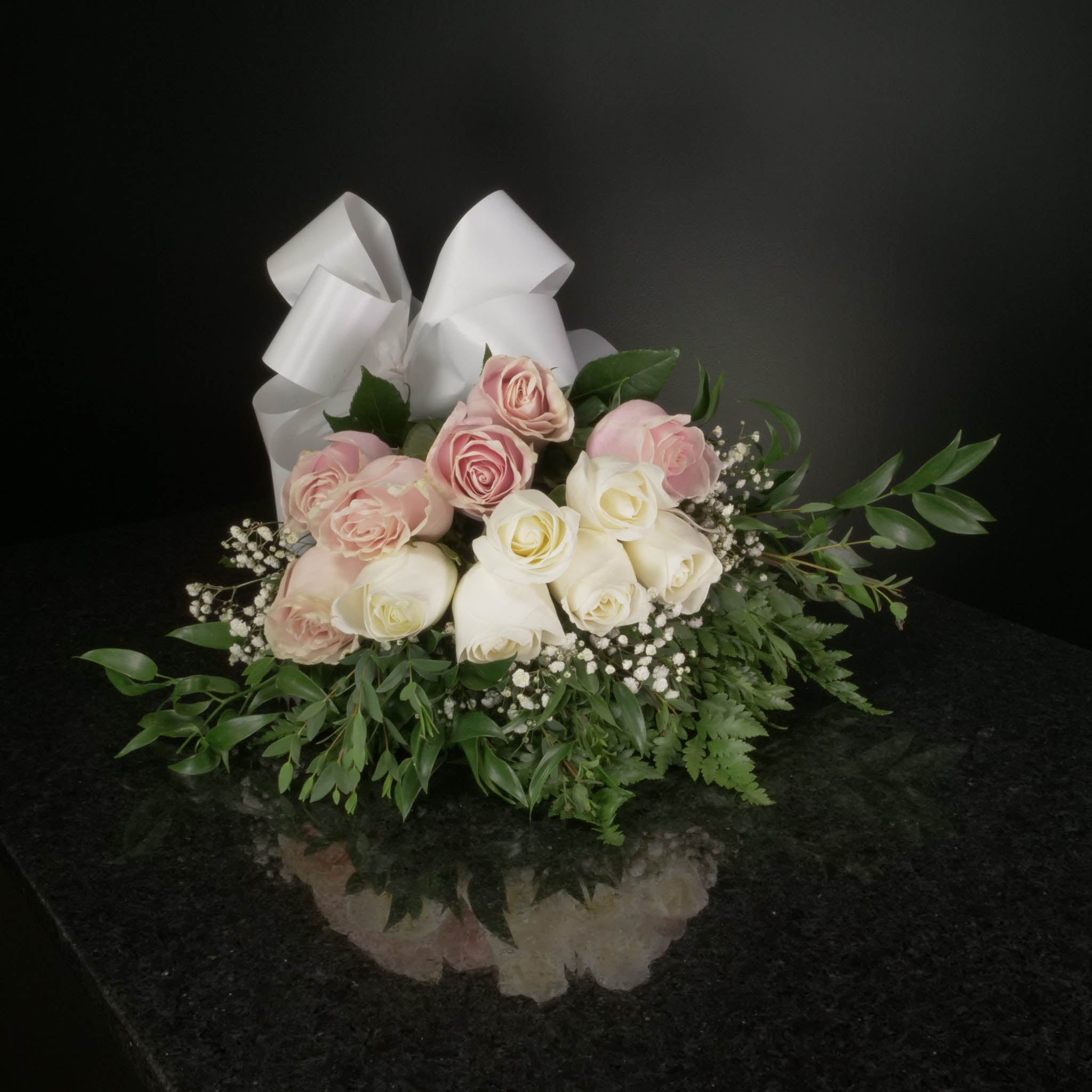 White & Blush Pink Roses – Ottawa Flowers Inc.