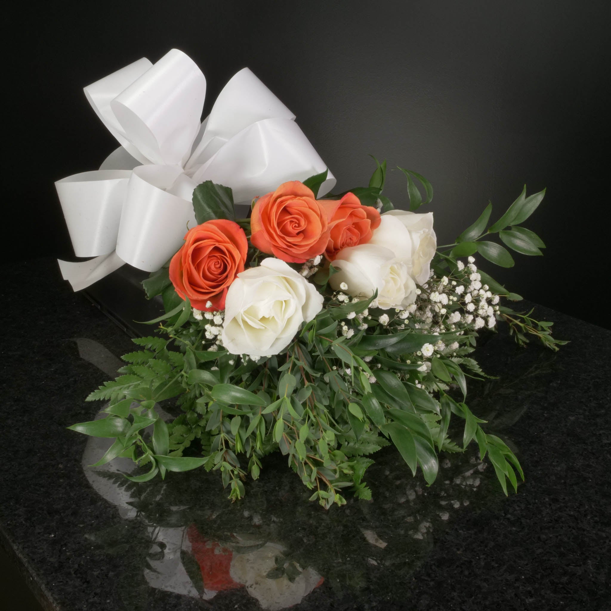 White & Orange Roses – Ottawa Flowers Inc.